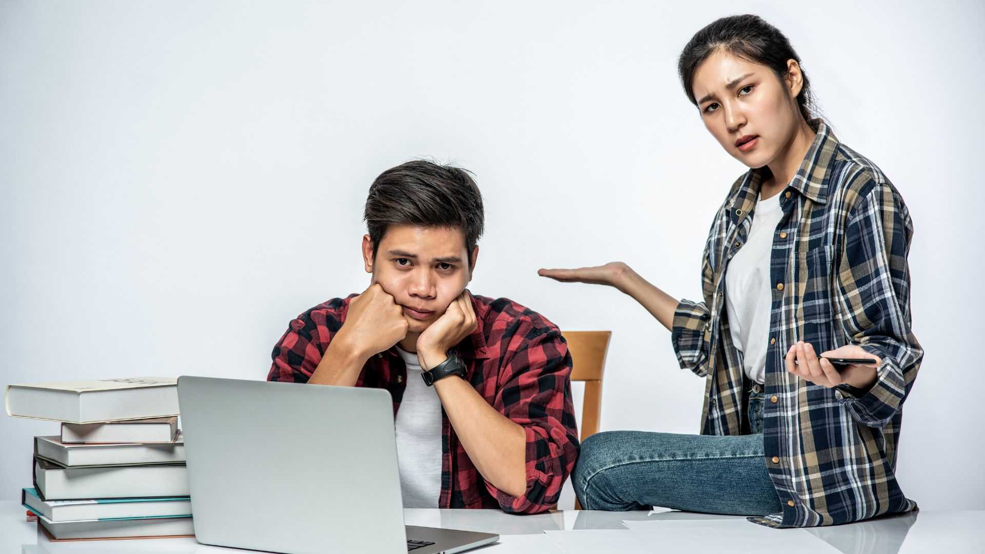 Benarkah Gen Z Malas di Dunia Kerja, Fakta atau Stereotipe?